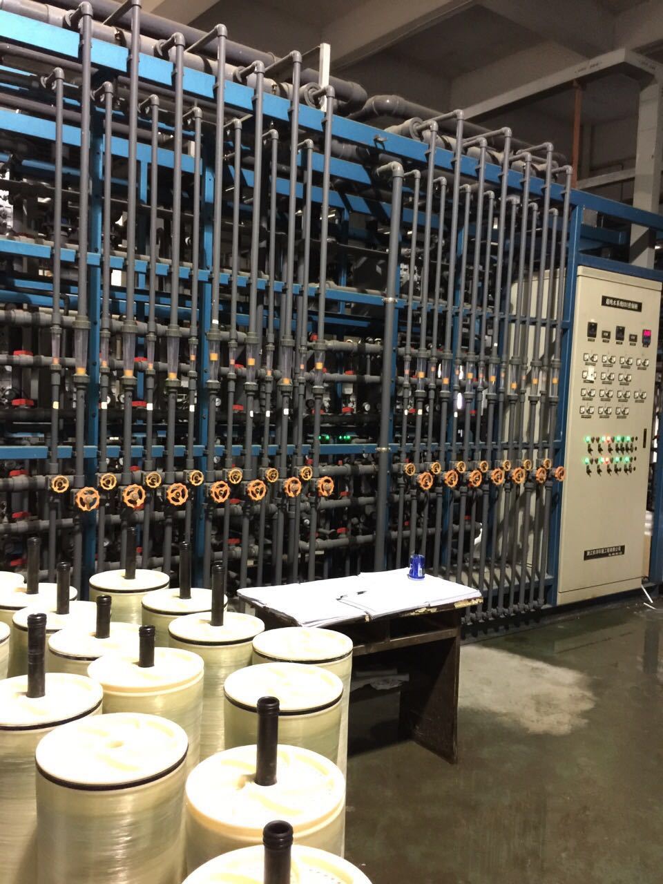 超純水設(shè)備系統(tǒng) 超純水設(shè)備系統(tǒng)